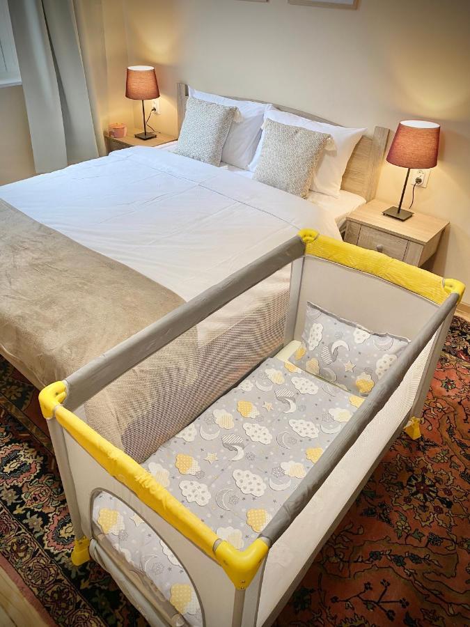 Top Centre Sofia Apartment For 6 Guests Екстер'єр фото